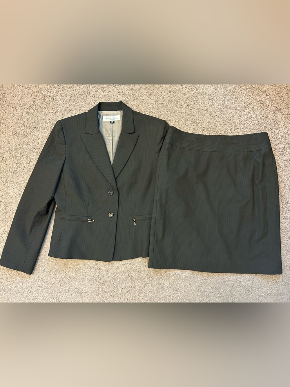 Tahari ASL Women’s 10P 10 Petite Brown Pinstripe Skirt Suit Career Set